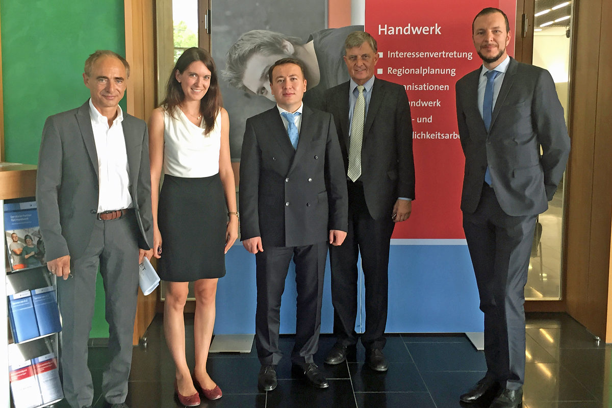 Besuch des Generalkonsuls aus Usbekistan in der Handwerkskammer Region Stuttgart 2017