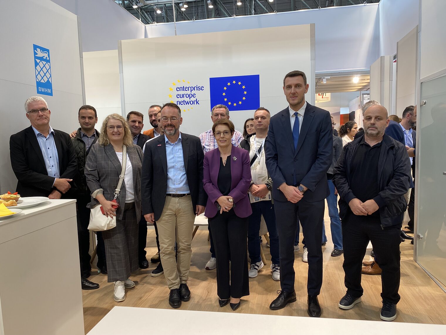 AMB-2024-Kosovo-Delegation-Gruppenfoto