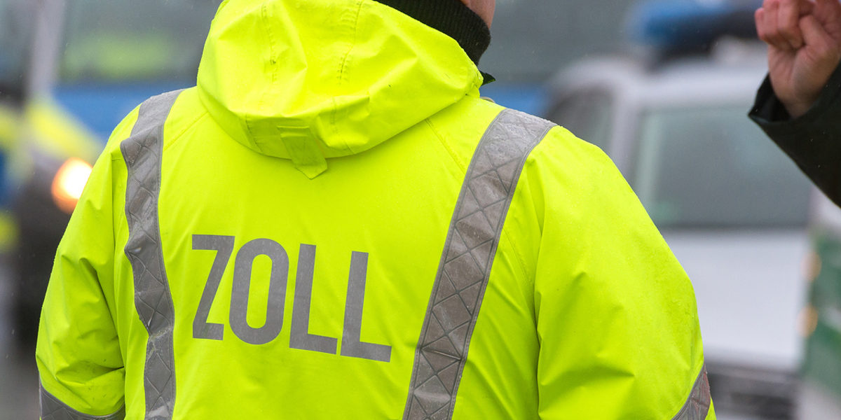 Zoll - Zollbeamter