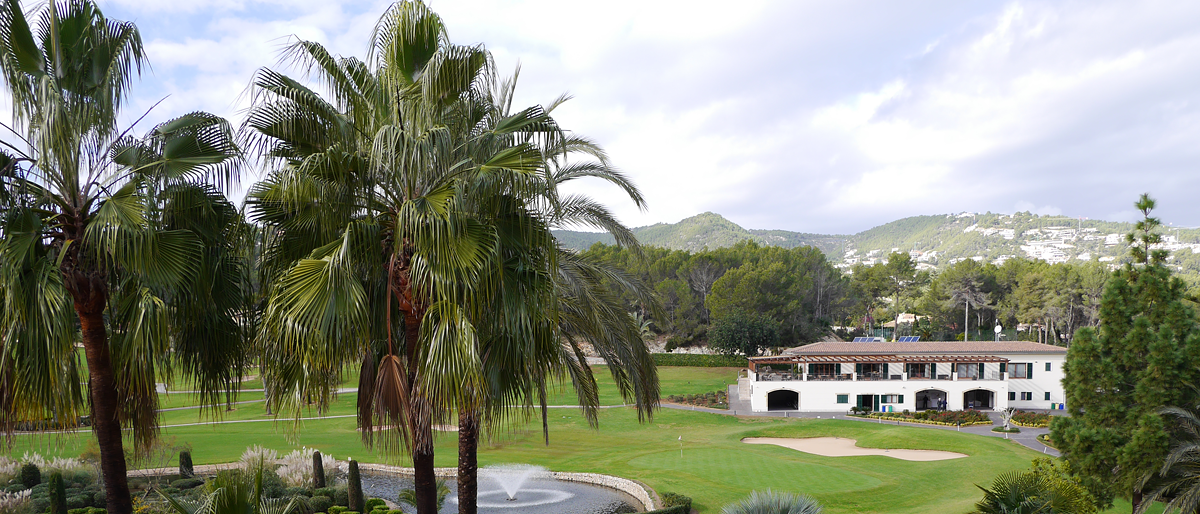 Landschaft Mallorca Palmen Finca Golfplatz