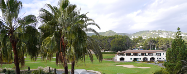 Landschaft Mallorca Palmen Finca Golfplatz