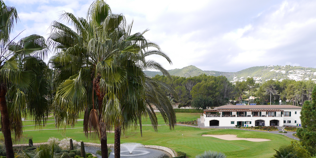 Landschaft Mallorca Palmen Finca Golfplatz