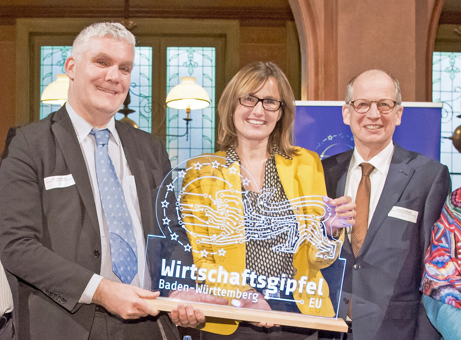 Handwerk International-Beratungsleiter Michael Rössler mit Staatssekretärin Katrin Schütz und Landeshandwerkspräsident Rainer Reichhold (l.-r.).